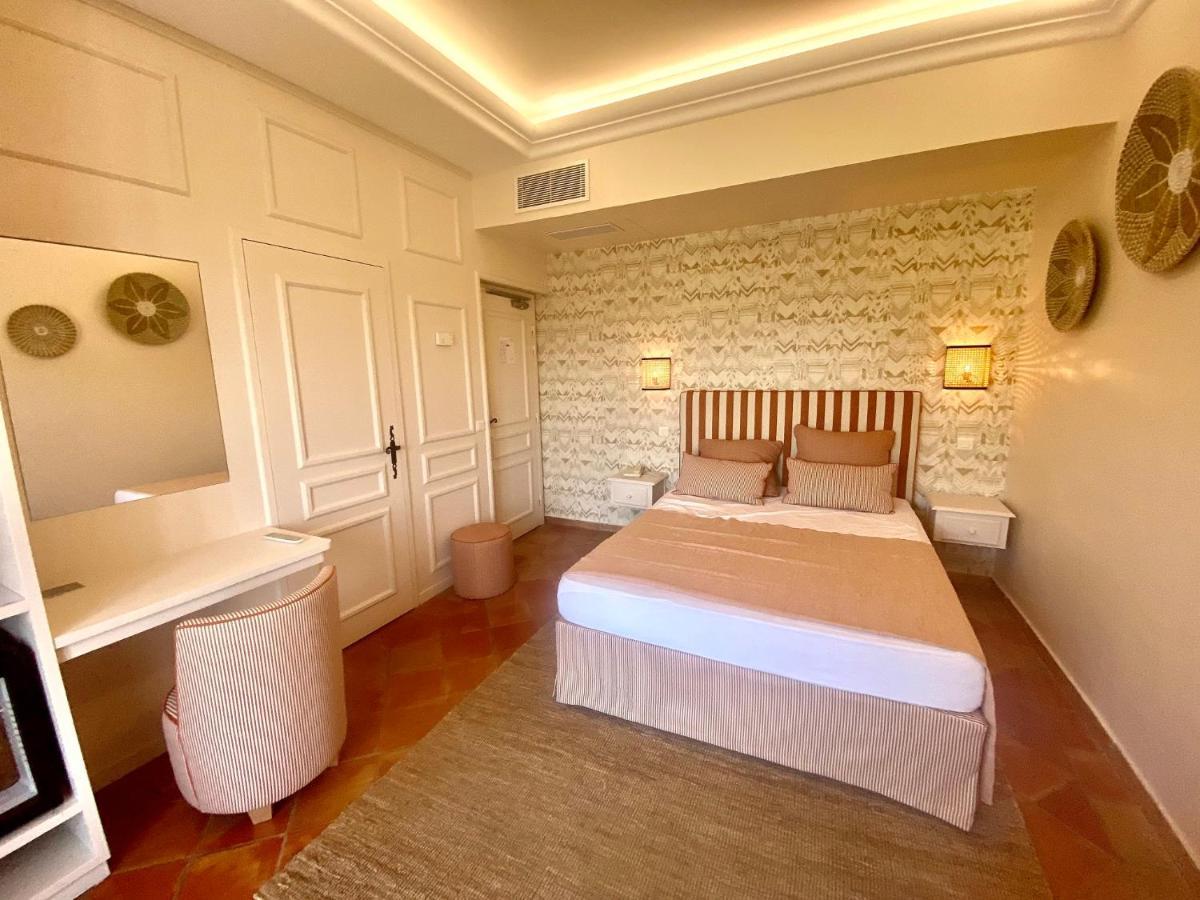 La Bastide Du Port - Hotel De Charme Σαιν-Τροπέ Εξωτερικό φωτογραφία