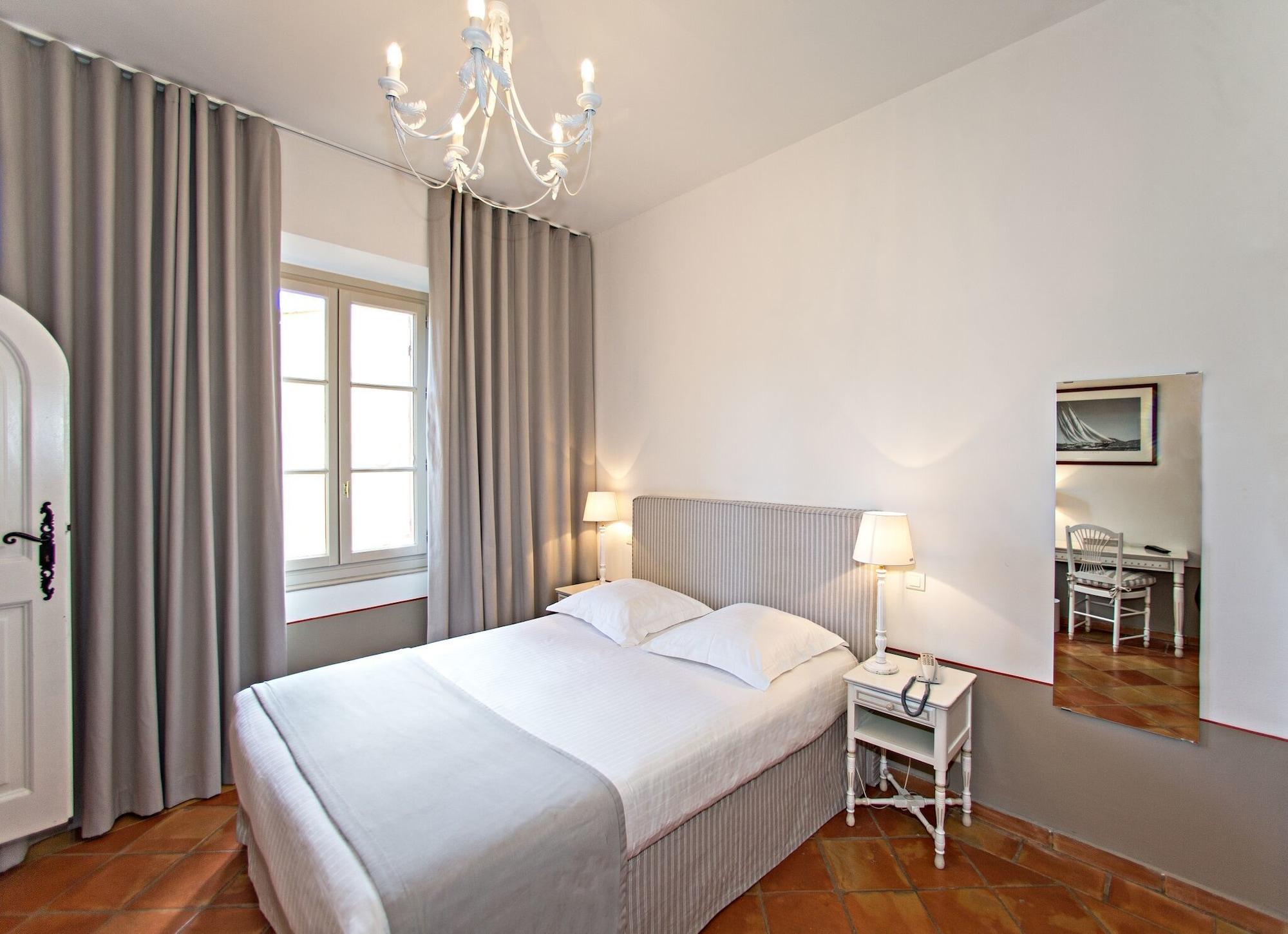 La Bastide Du Port - Hotel De Charme Σαιν-Τροπέ Εξωτερικό φωτογραφία